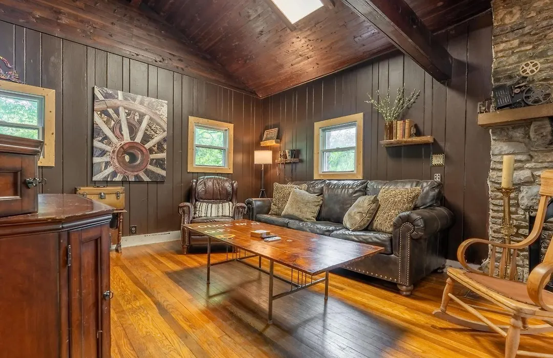 The Whiskey River Lodge-1